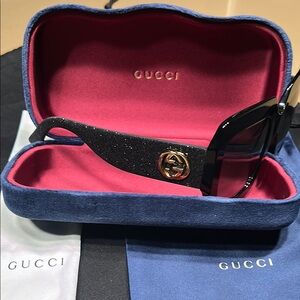 Gucci Black and Gray Oversized Sunglasses